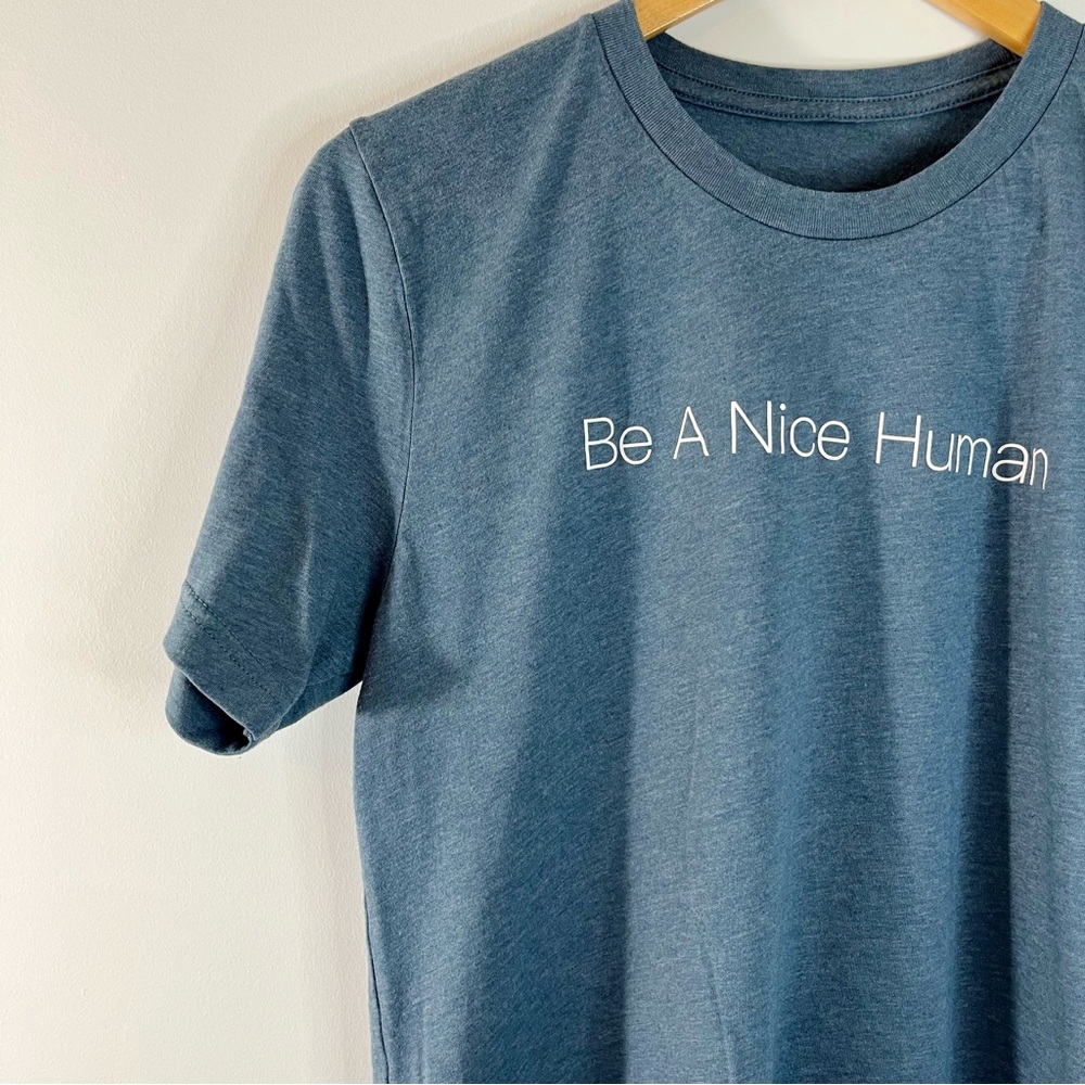 Women’s Bella Canvas Unisex Teacher Be A Nice Human Graphic T-shirt Size M